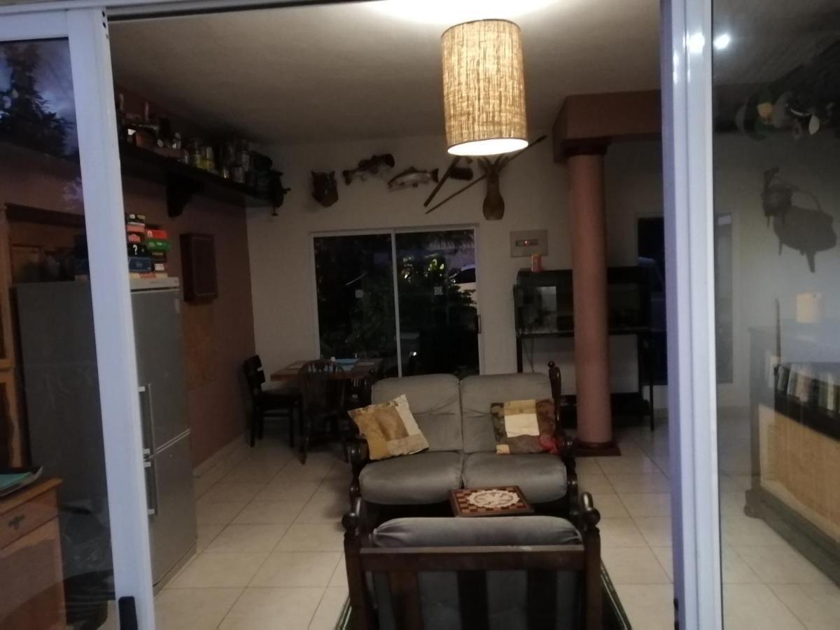 Serendipity Country House Amanzimtoti Exteriör bild